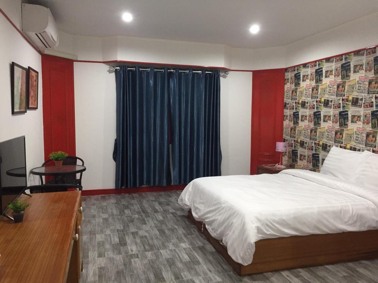 โรงแรมเมืองเพรียวอินน์ Mueang Phriao Inn Hotel Сарабурі Екстер'єр фото